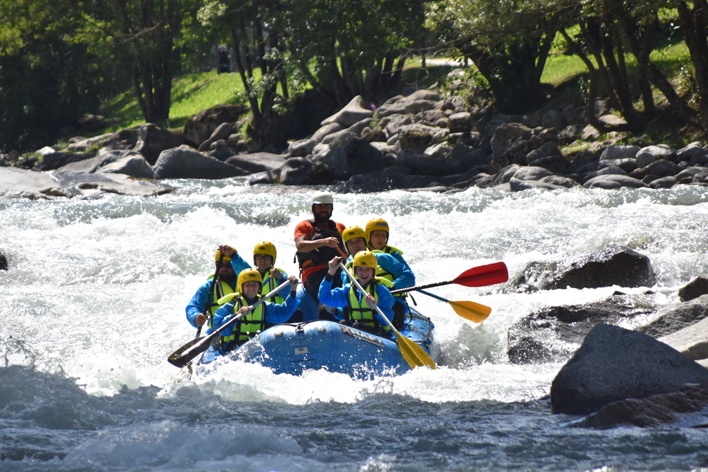 Rafting Cus.JPG